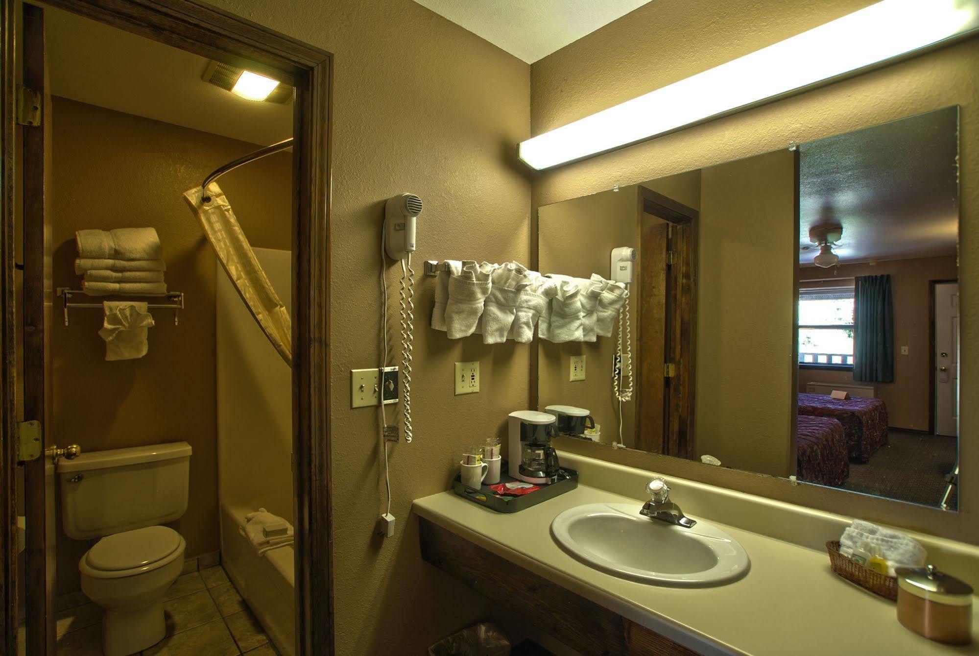 High Country Lodge And Cabins パゴサ・スプリングス エクステリア 写真