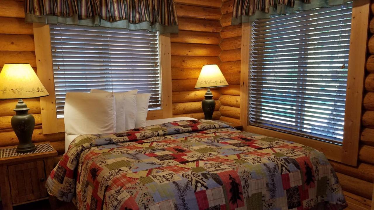 High Country Lodge And Cabins パゴサ・スプリングス エクステリア 写真