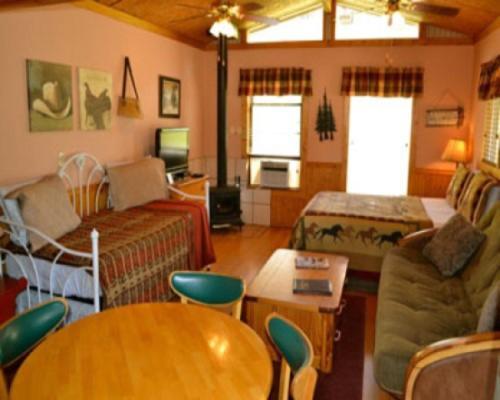 High Country Lodge And Cabins パゴサ・スプリングス エクステリア 写真